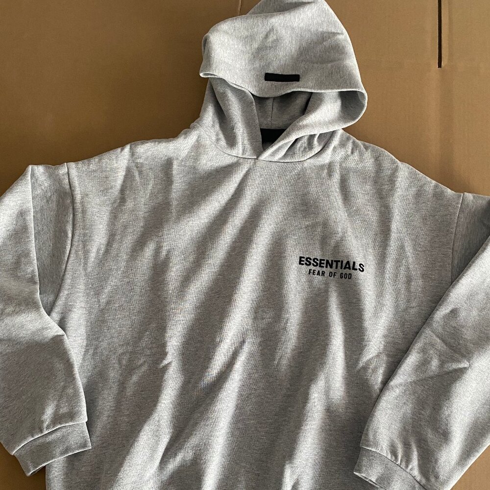 Essentials Fear of god FW24 Light Grey Hoodie